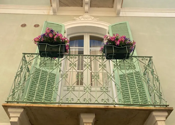 Sofia Family Suites