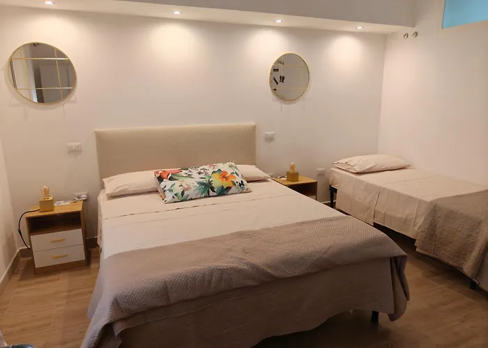 Isid'Oro Rooms - 50m dal mare