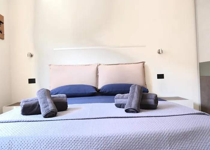 30 min da Milano Villa indipendente con posto auto