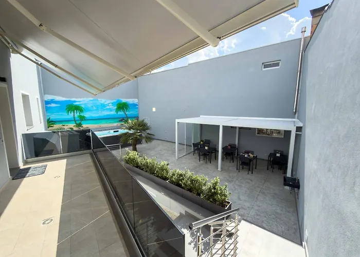 Cattleya Rooms