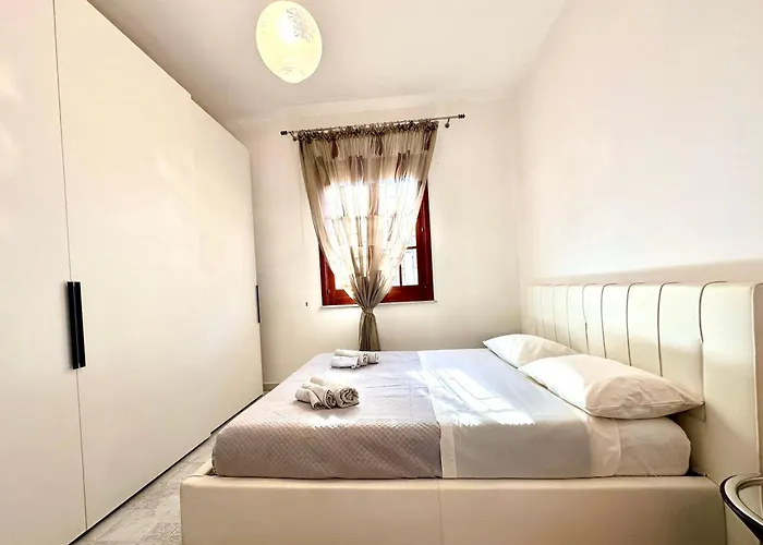 Villa Arenella 300M From Beach With Garden & Parking