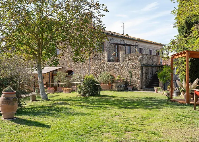 Casale del Bosco by VacaVilla