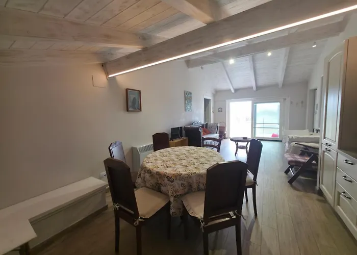 VILLA I DELFINI - Terracina Fronte Mare