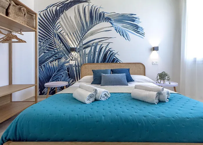 NURAS - Affittacamere L'Azzurra - Double bedrooms private bathroom&seaview solarium