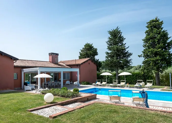 VILLA NINETTA 10&1, Emma Villas