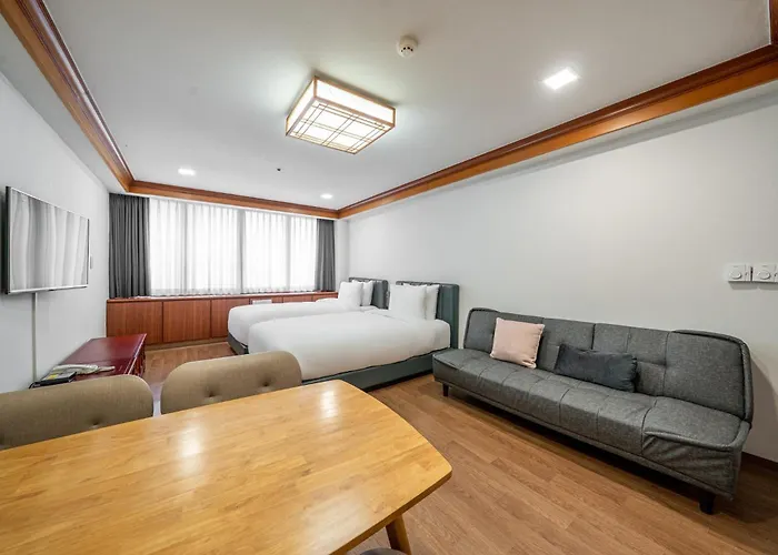 Koreana Hotel