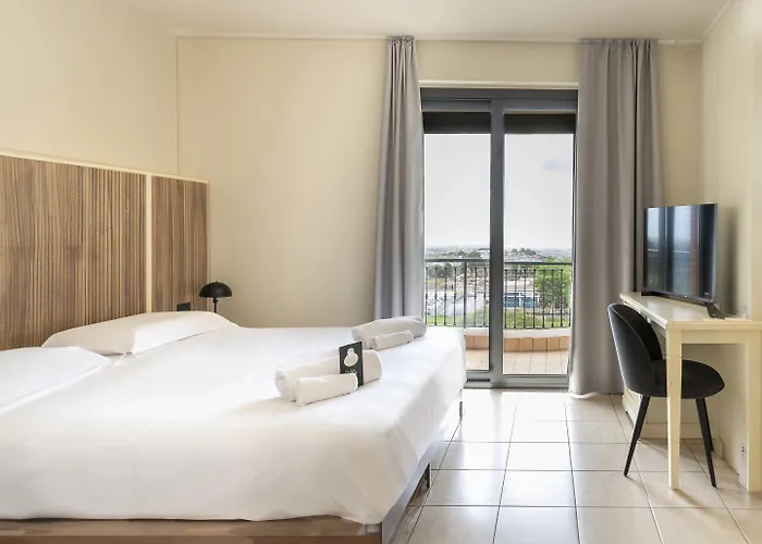 HOTEL Pomezia Cortese