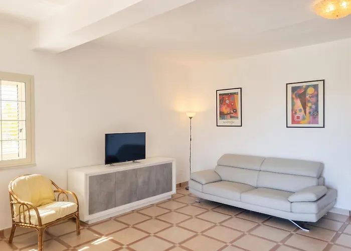 Beautiful Villa in Caccamo + Pool