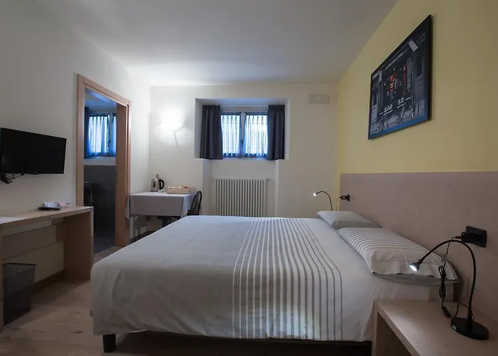 Marzia Rooms