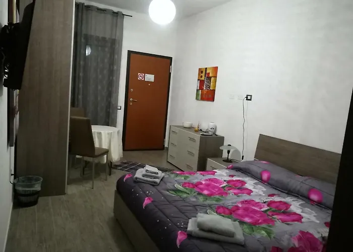 Rooms Loru