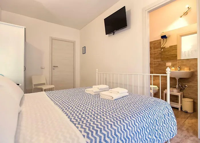 White Charme Rooms -Self Check In-