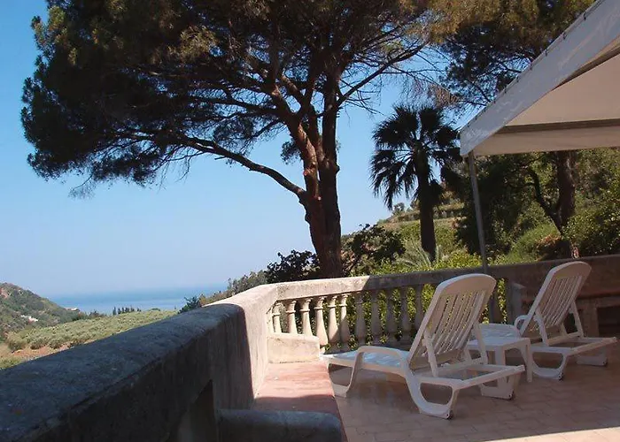 VILLA CAFERì