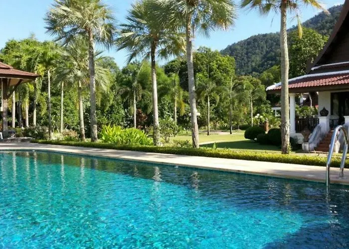 Gardenia Oceanfront Villa